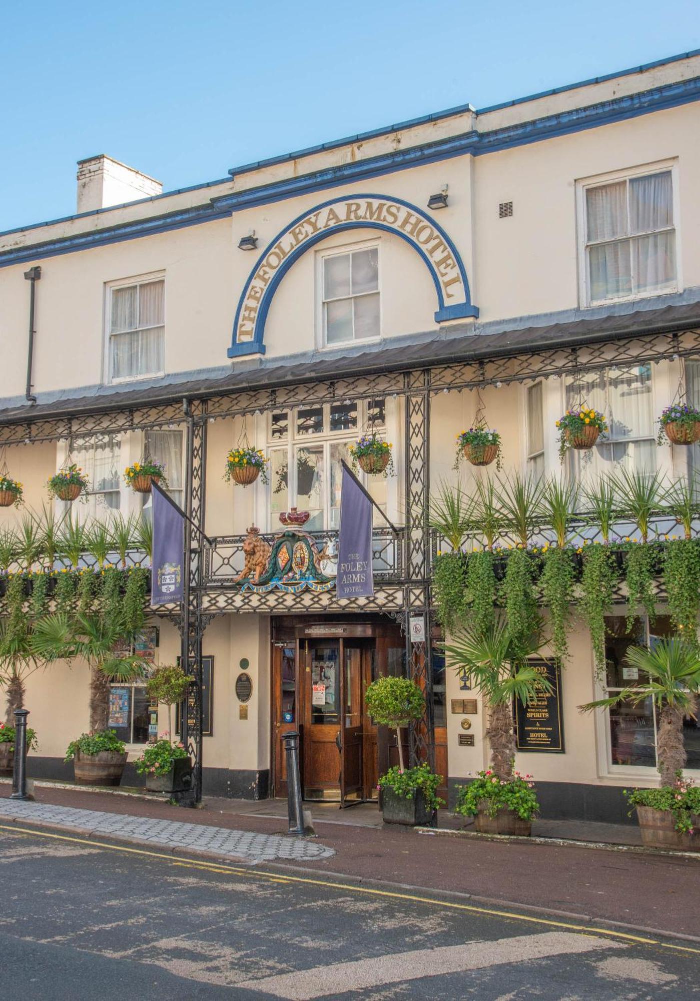 Foley Arms Hotel グレート・マルバーン エクステリア 写真